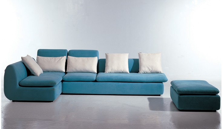 長安保潔公司是如何清洗不同材質(zhì)沙發(fā)？